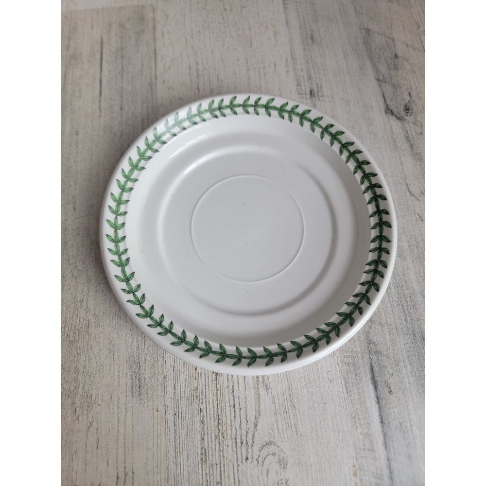 Portmeirion Botanic teacup‎ leaf rimmed saucer plate
